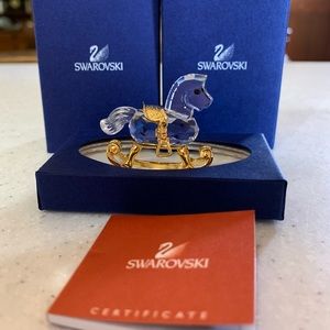 2001 Swarovski crystal 18k gold horse - retired